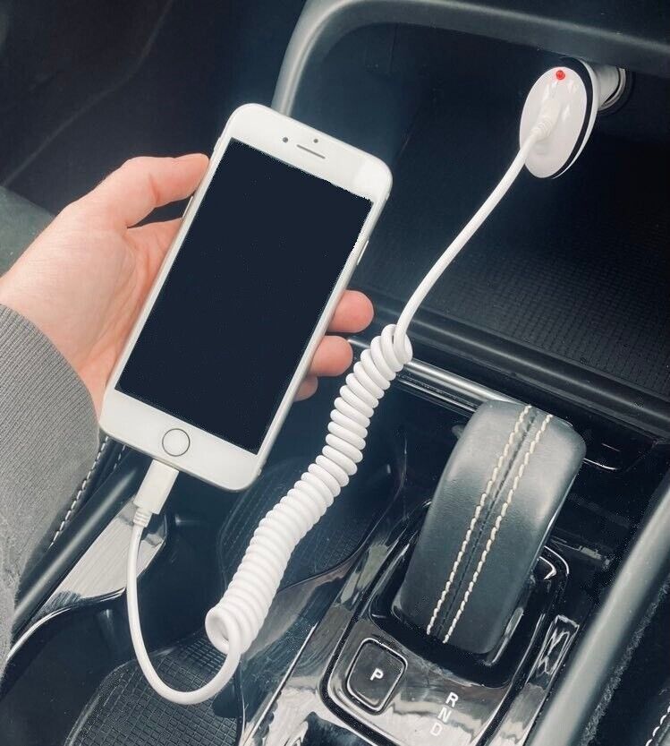 Is it a good idea to charge your phone in the car? - Smart Tech Repairs